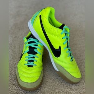 Nike Tiempo soccer shoes, size 10.5